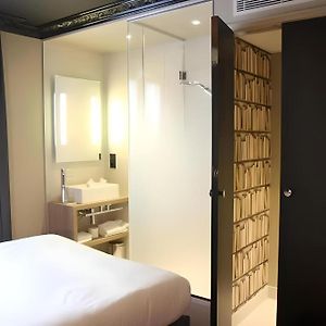 Habitación con 2 Camas Individuales Adaptada para Discapacitados